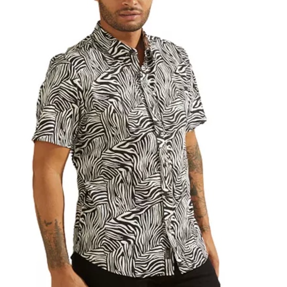 Men's GUESS Slim Fit Short Sleeve Military Inspired Zebra Shirt - Size Men's L - Picture 2 of 15